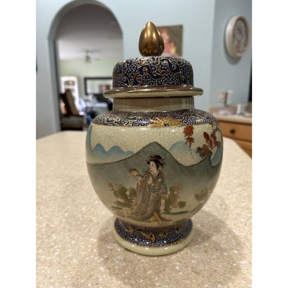 Vintage Oriental Satsuma Chinese Ginger Jar Geisha Girls Gold Gilding Crackle Fi